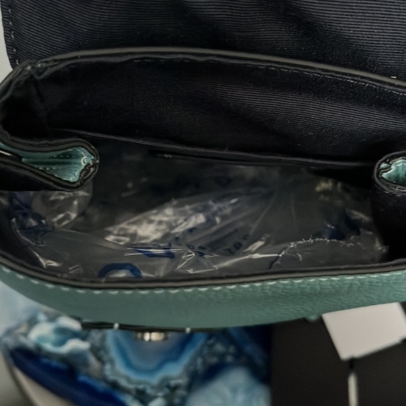 Coach Sling Pack - Picture 7 of 10